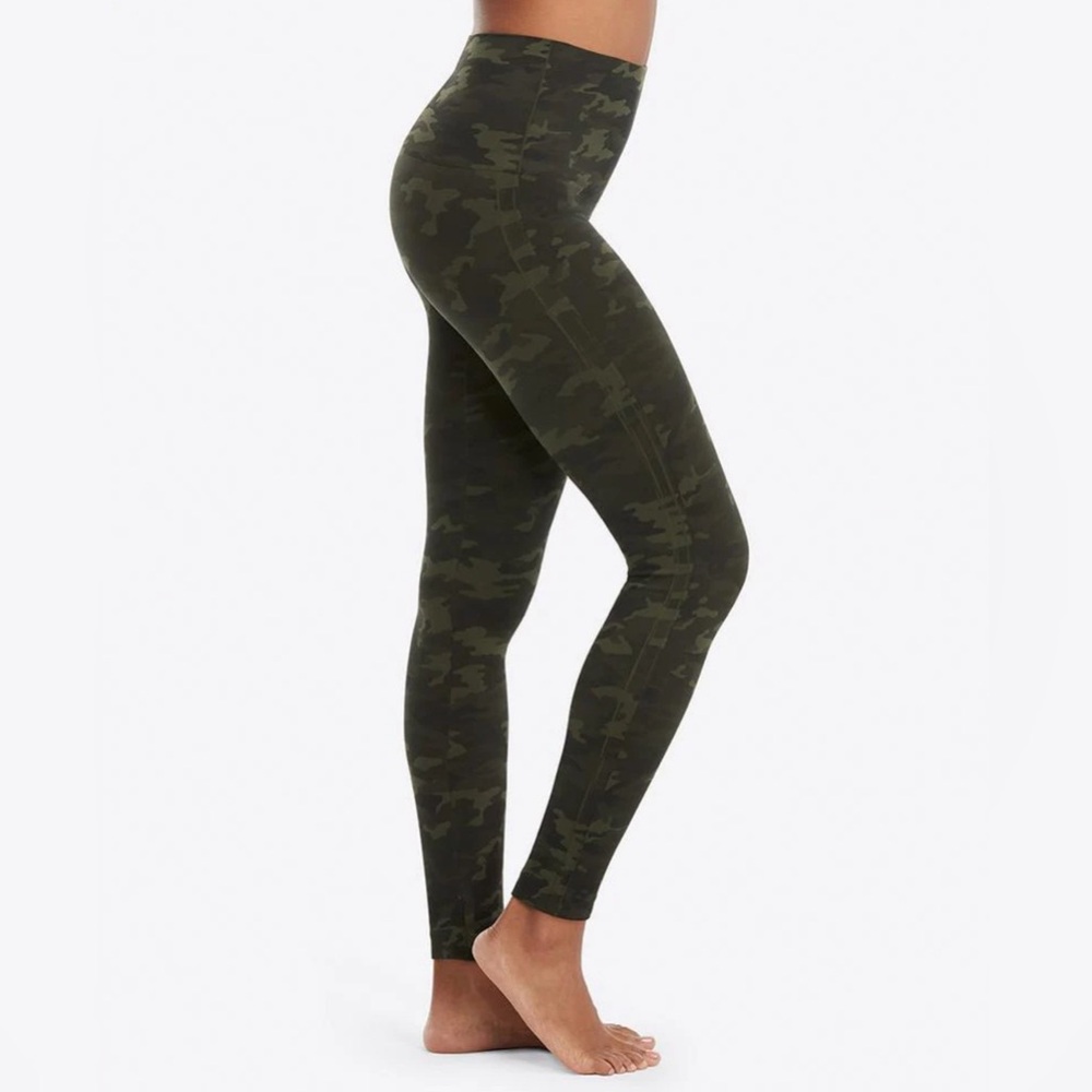 Spanx Look At Me Now Army Olive Green Camo Camouflage Tights Leggings Medium
